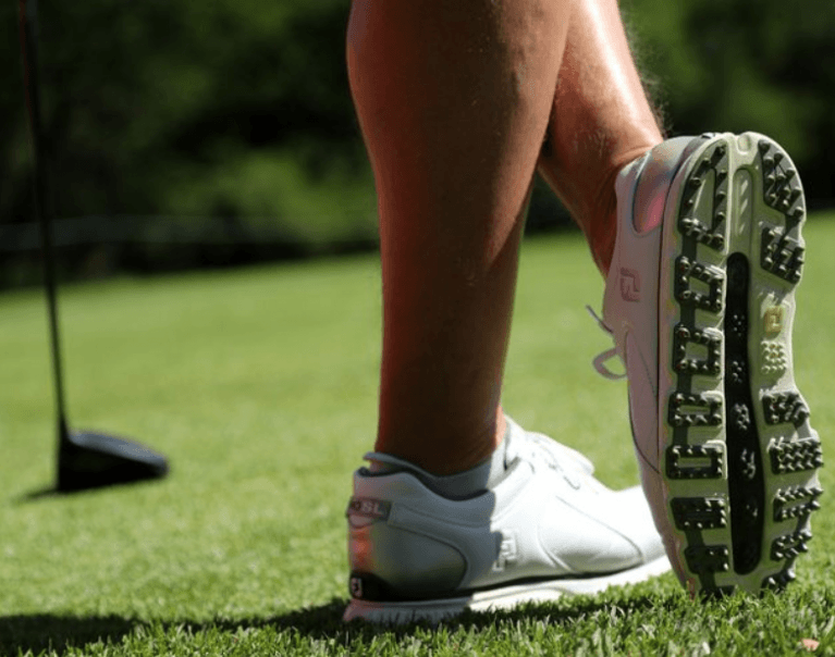 Best Golf Shoes, A Review for Beginners Golfsquatch