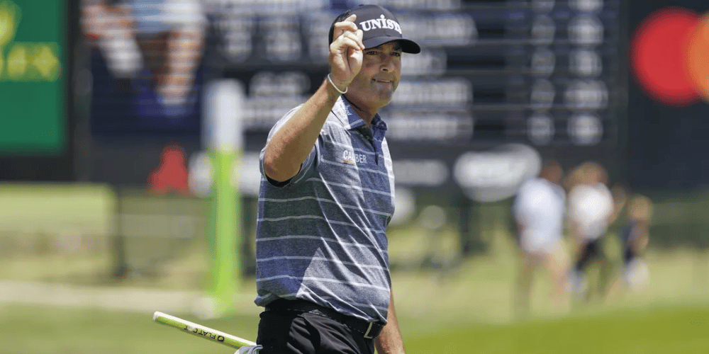 Ryan Palmer Scorching 62 Sets 1 Ryan Palmer